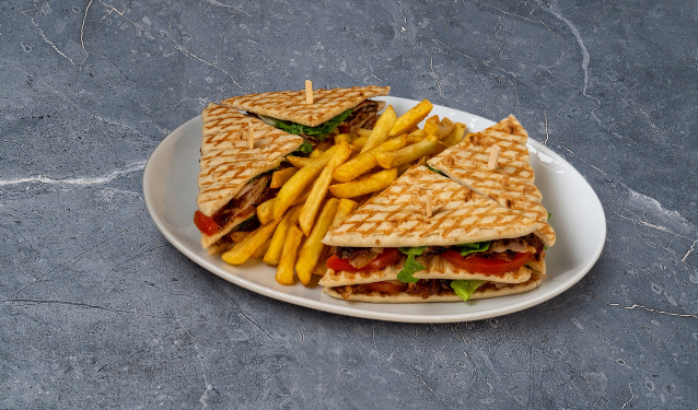 Chicken Gyros Cypriot Pita